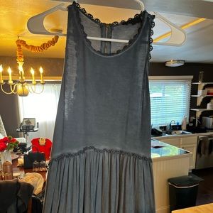 Women’s POL Long Shirt with Slight Razorback